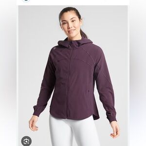 NWT Athleta Racer Run Free Jacket in Agate Purple (XS) - Sold out style!